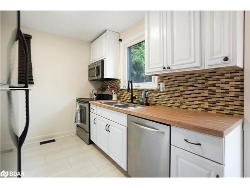 170 Peel Street, Barrie, ON - Indoor Photo Showing Kitchen With Double Sink