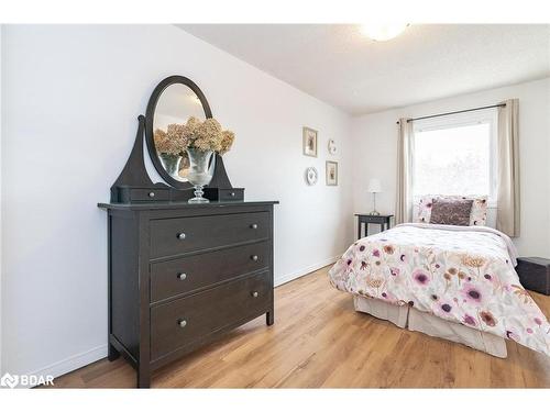 190 Tupper Street E, Alliston, ON - Indoor Photo Showing Bedroom