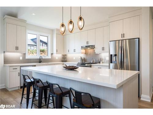 102 Reed Way, The Blue Mountains, ON - Indoor Photo Showing Kitchen With Stainless Steel Kitchen With Upgraded Kitchen