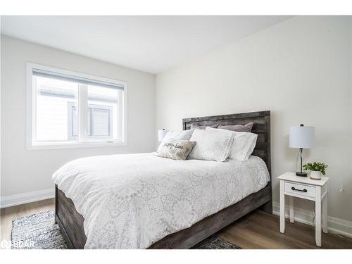 102 Reed Way, The Blue Mountains, ON - Indoor Photo Showing Bedroom