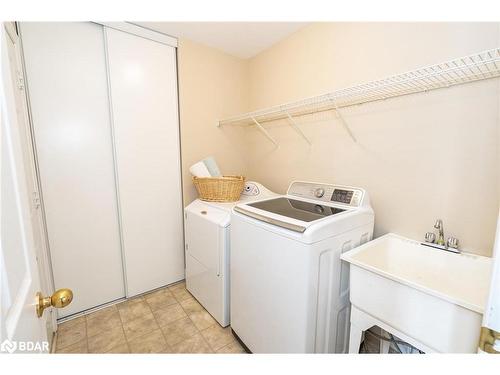30 Wildflower Court, Barrie, ON - Indoor Photo Showing Laundry Room