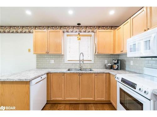 4 Marjoy Avenue, Barrie, ON - Indoor Photo Showing Kitchen With Double Sink