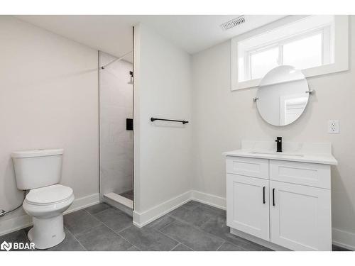 240 Warnica (Lower) Road, Barrie, ON - Indoor Photo Showing Bathroom