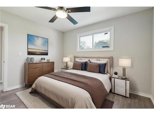 42 Prospect Street, Bowmanville, ON - Indoor Photo Showing Bedroom