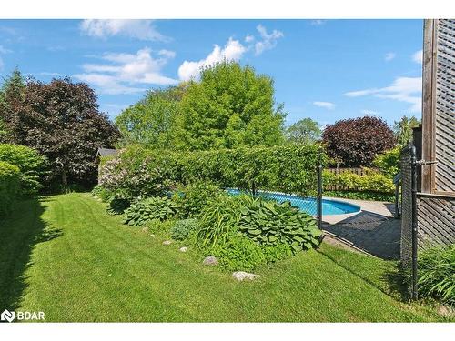 42 Prospect Street, Bowmanville, ON - Outdoor With In Ground Pool