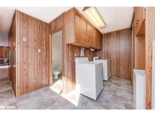 185 Lakeshore Road W, Oro-Medonte, ON - Indoor Photo Showing Laundry Room