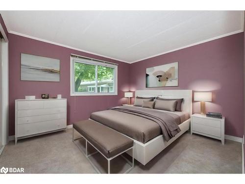 1 Elm Court, Innisfil, ON - Indoor Photo Showing Bedroom