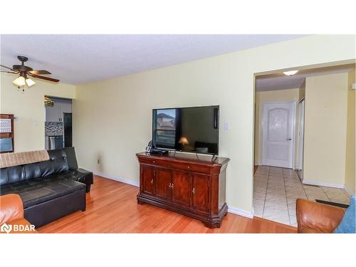 2174 Jans Boulevard, Innisfil, ON - Indoor Photo Showing Other Room