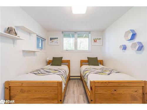 1059 Torpitt Road, Severn Bridge, ON - Indoor Photo Showing Bedroom