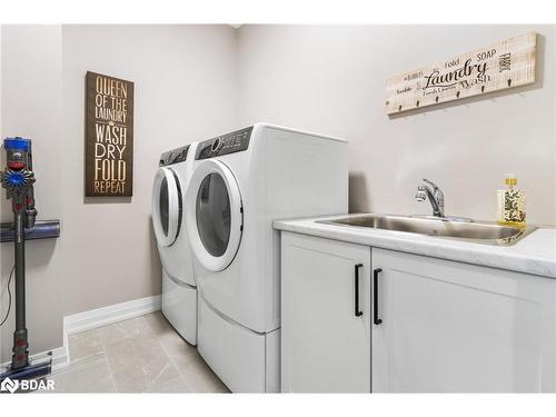 4-50 Tulip Tree Common, St. Catharines, ON - Indoor Photo Showing Laundry Room