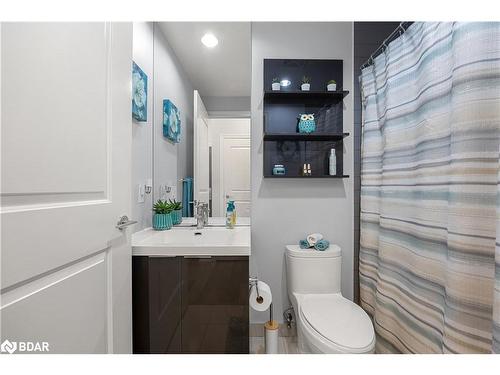 201-80 Marine Parade Drive, Etobicoke, ON - Indoor Photo Showing Bathroom