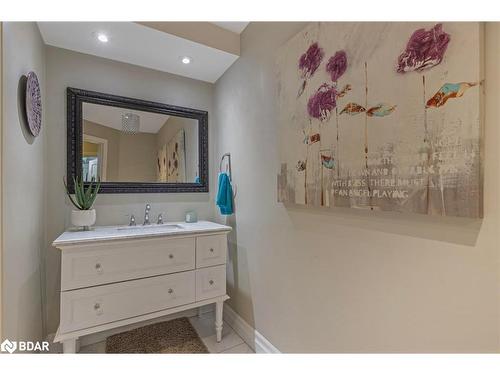 304 Cox Mill Road, Barrie, ON - Indoor Photo Showing Bathroom