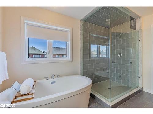 1460 Farrow Crescent, Alcona, ON - Indoor Photo Showing Bathroom