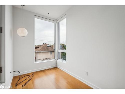 41 Carlyle Avenue, Ottawa, ON - Indoor Photo Showing Other Room