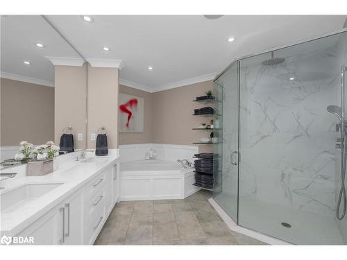 37 Ellen Street, Barrie, ON - Indoor Photo Showing Bathroom