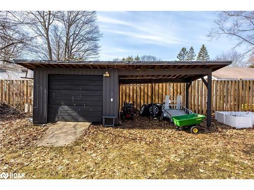 215 Wellington Street, Gravenhurst, ON - Outdoor