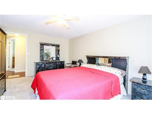 3711 Brunel Road, Baysville, ON - Indoor Photo Showing Bedroom