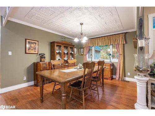 22 O'Donnell Court, Penetanguishene, ON - Indoor Photo Showing Dining Room
