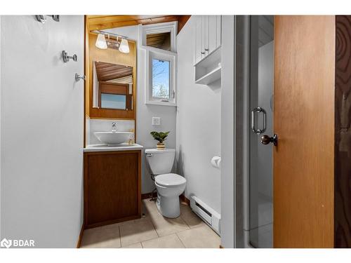 193 Snug Harbour Road, Lindsay, ON - Indoor Photo Showing Bathroom