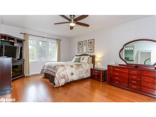 28 Masters Crescent, Port Severn, ON - Indoor Photo Showing Bedroom