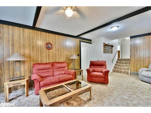 79 Jane Crescent, Barrie, ON - Indoor Photo Showing Living Room