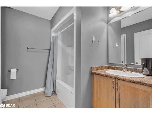 42 Waterford Drive, Guelph, ON - Indoor Photo Showing Bathroom