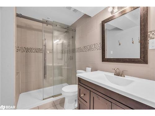 42 Waterford Drive, Guelph, ON - Indoor Photo Showing Bathroom