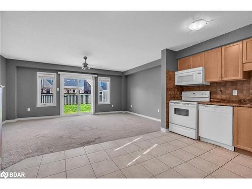 42 Waterford Drive, Guelph, ON - Indoor Photo Showing Kitchen