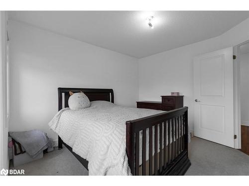 2177 Galloway Street, Innisfil, ON - Indoor Photo Showing Bedroom