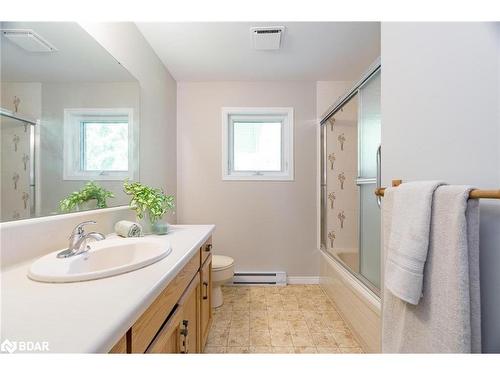 1124 Marcellus Drive, Midland, ON - Indoor Photo Showing Bathroom
