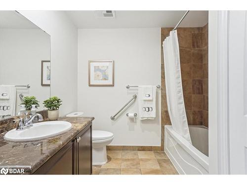 1509-37 Ellen Street, Barrie, ON - Indoor Photo Showing Bathroom