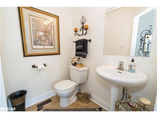 9-151 Cedar Island Road, Orillia, ON - Indoor Photo Showing Bathroom