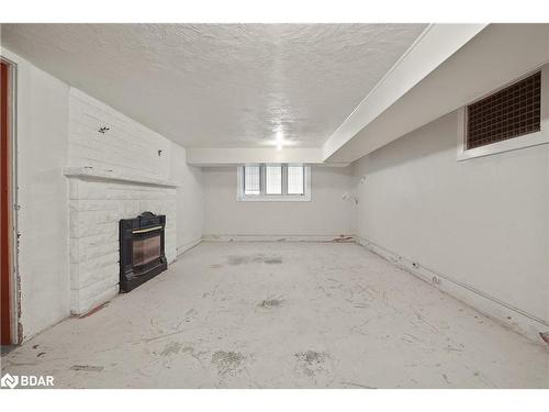 102 Blake Street, Barrie, ON - Indoor With Fireplace