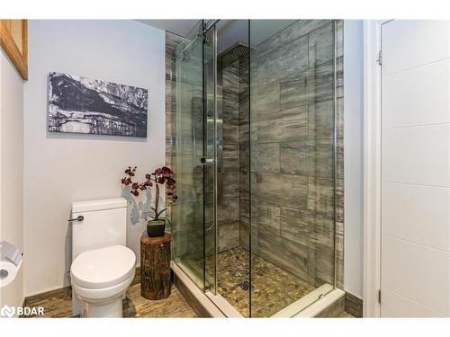 20 Cloverhill Crescent, Innisfil, ON - Indoor Photo Showing Bathroom