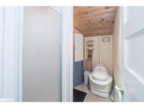 475 Sixth Street, Gravenhurst, ON - Indoor Photo Showing Bathroom
