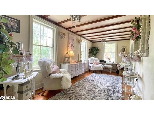 58 Keffer Street, Cambridge, ON - Indoor Photo Showing Living Room