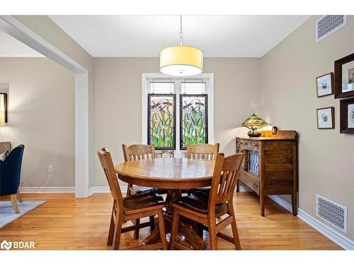 86 Arthur Avenue, Barrie, ON - Indoor Photo Showing Dining Room