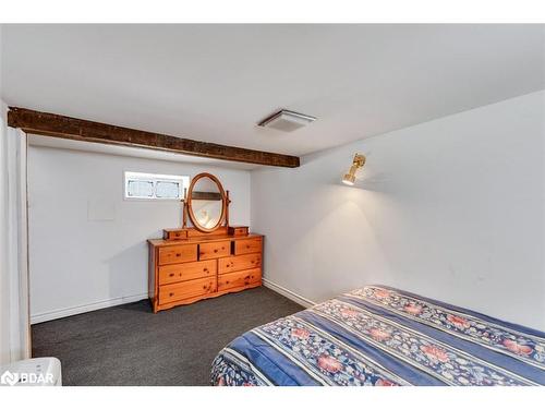 87 Wellington Street, Alliston, ON - Indoor Photo Showing Bedroom