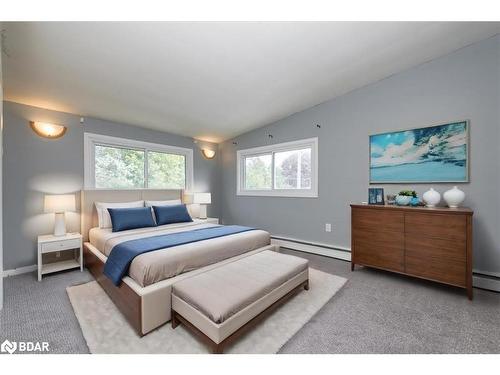 46 Eugenia Street, Barrie, ON - Indoor Photo Showing Bedroom