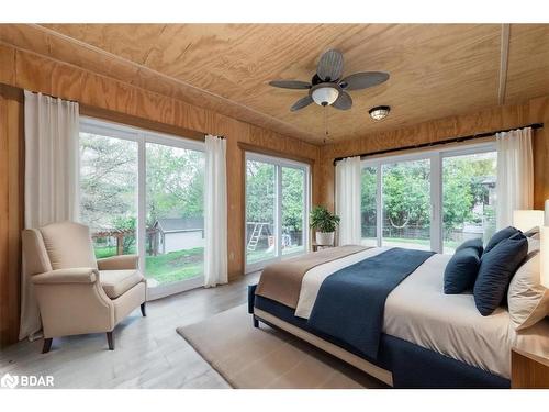 46 Eugenia Street, Barrie, ON - Indoor Photo Showing Bedroom