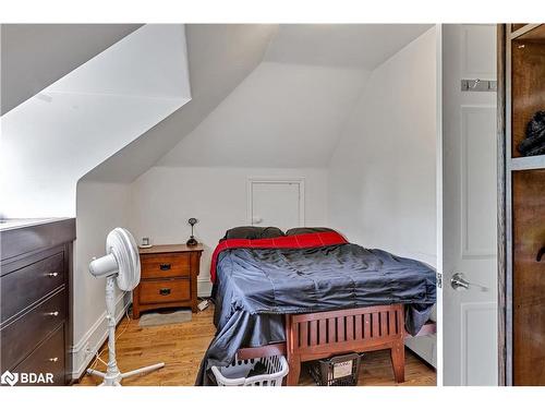 212 Aylmer Street N, Peterborough, ON - Indoor Photo Showing Bedroom