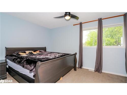 22 Silversands Crescent, Wasaga Beach, ON - Indoor Photo Showing Bedroom