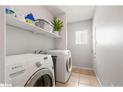 14 Ambler Bay, Barrie, ON - Indoor Photo Showing Laundry Room