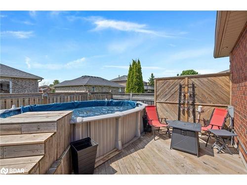 14 Ambler Bay, Barrie, ON - Outdoor With Above Ground Pool With Exterior