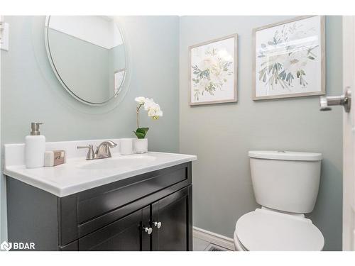 72 Oren Boulevard, Barrie, ON - Indoor Photo Showing Bathroom