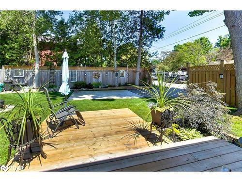 826 Adams Road, Innisfil, ON - Outdoor With Deck Patio Veranda With Backyard