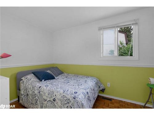 263 Tupper Boulevard, Alliston, ON - Indoor Photo Showing Bedroom