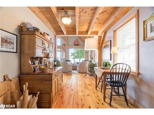 431 Mundy'S Bay Road, Midland, ON - Indoor Photo Showing Dining Room