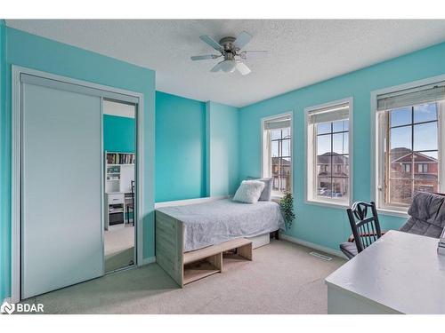 1174 Andrade Lane, Innisfil, ON - Indoor Photo Showing Bedroom