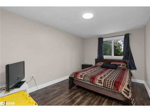 37 Loggers Run, Barrie, ON - Indoor Photo Showing Bedroom